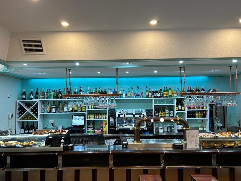 Hostal-Restaurante Posada Del Duque Villalbilla de Burgos Экстерьер фото